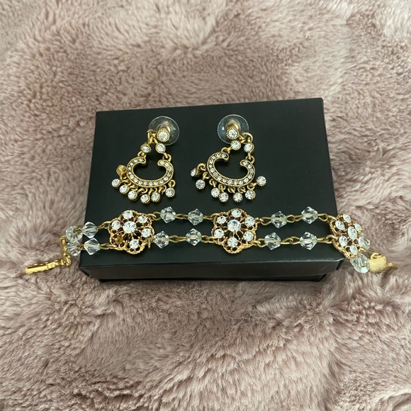 Earrings and bracelet set - Picture 1 of 2